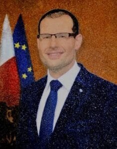 Custom portrait for men using Sri Lanka gemstones